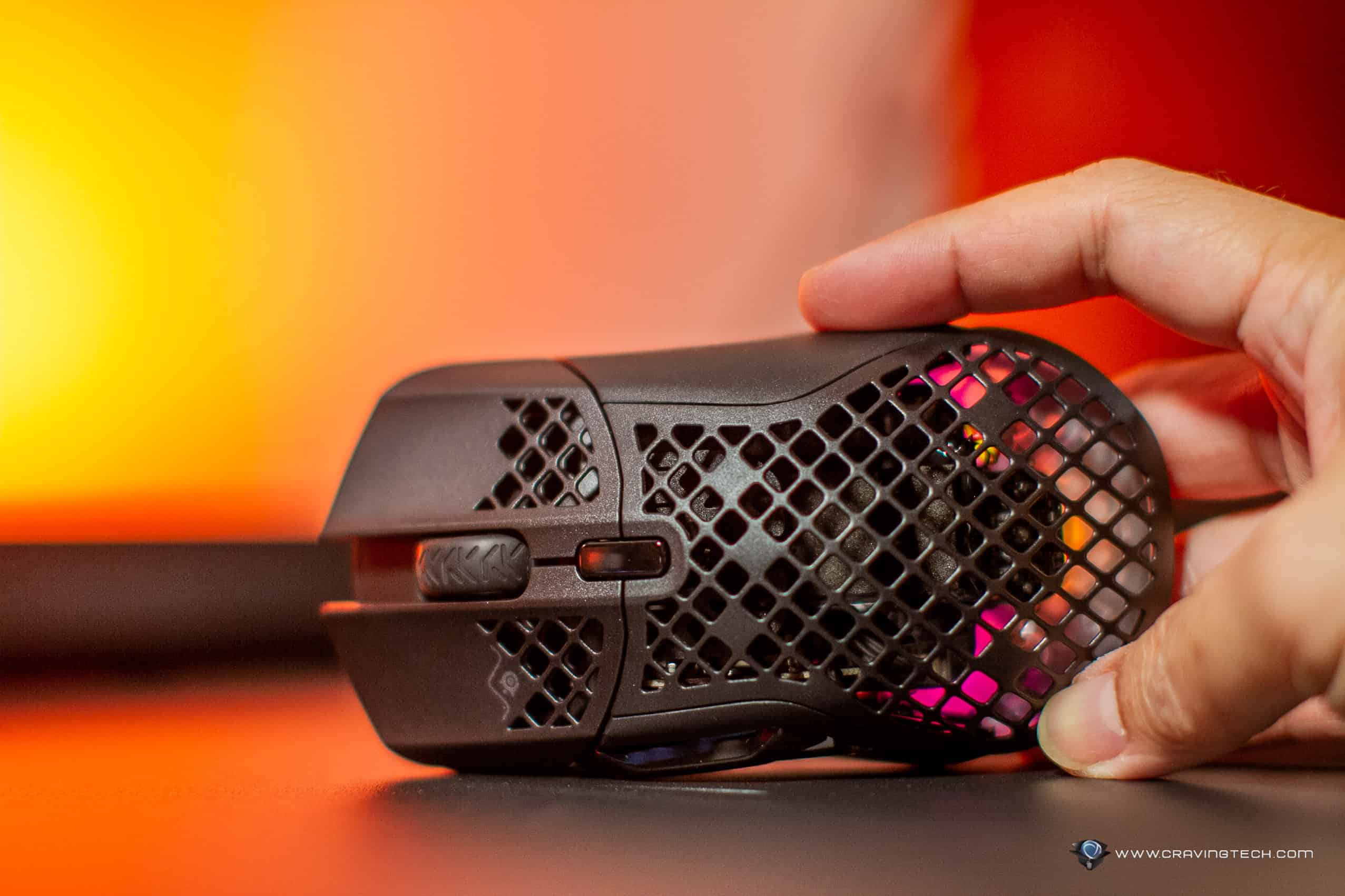 SteelSeries Aerox 5 Wireless Review - For Palm and Claw Grip Gamers