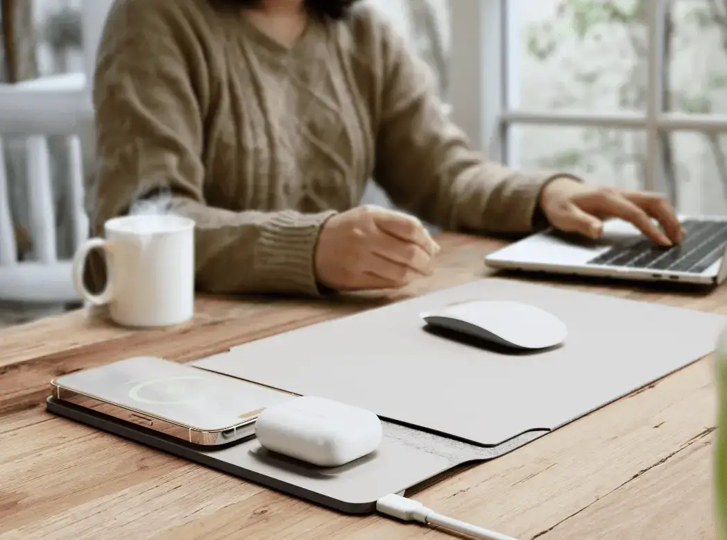 New desk mat from Journey, vegan leather with MagSafe charging